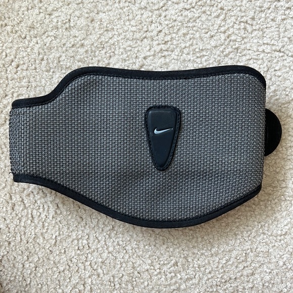 Nike weight lifting belt